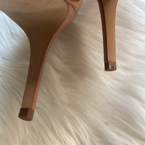 Ann Taylor Charlie Patent Bow Pump, Size 9, Blush Pink - Picture 14 of 15